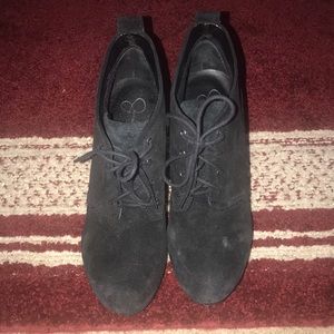 Jessica Simpson booties